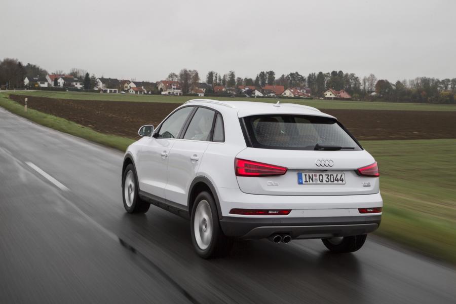  Audi Q3 2.0 TFSI Quattro (8U) 2015 года  (WW) (фото 7 из 8)
